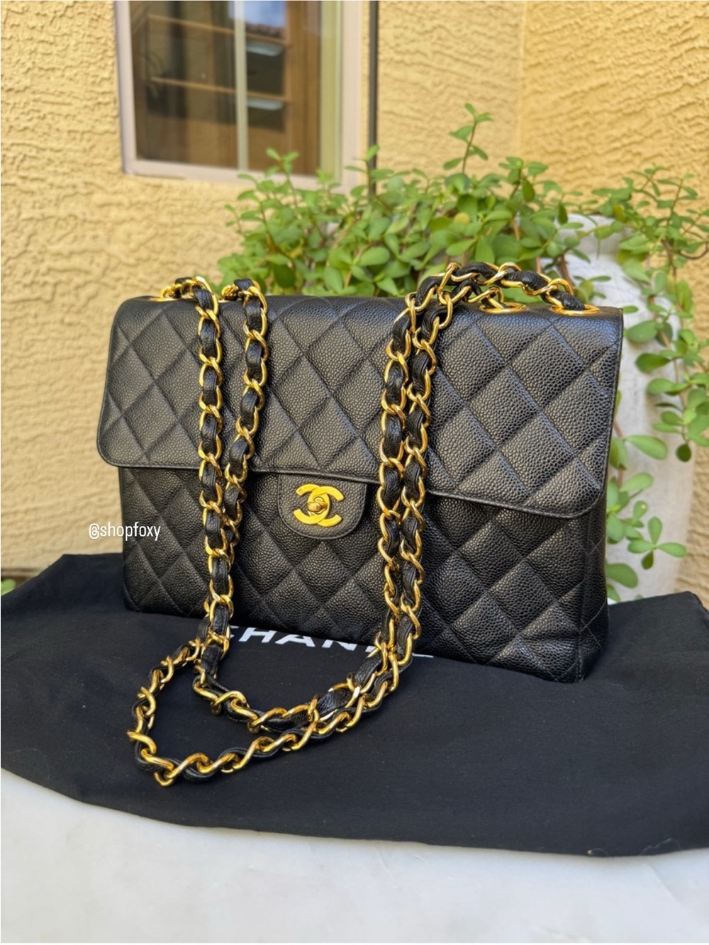 Chanel Classic Vintage Jumbo Caviar Single Flap
